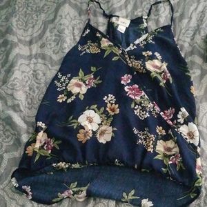Daytrip by Buckle Faux wrap tank